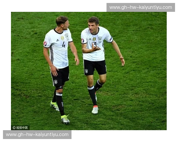 绿茵巅峰对决：德国战车的精密与挪威维京的咆哮，这场视频背后的战术史诗